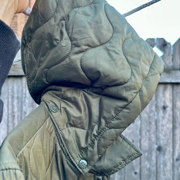 French Connection Quilted jacket, barn coat, Removable Hood, Lite Parka - Picture 4 of 7